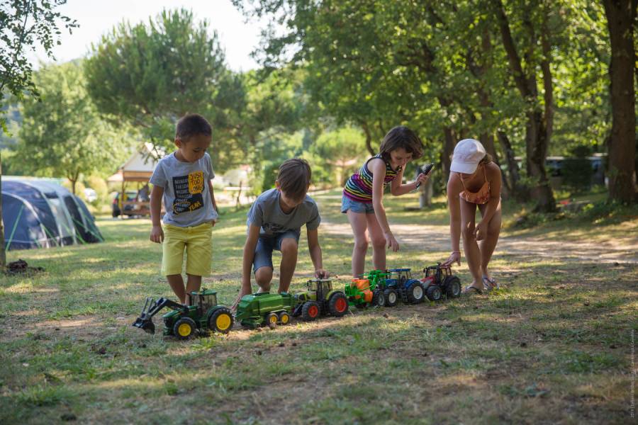 Camping nature dans la Drôme  Camping calme Romans-sur-Isère